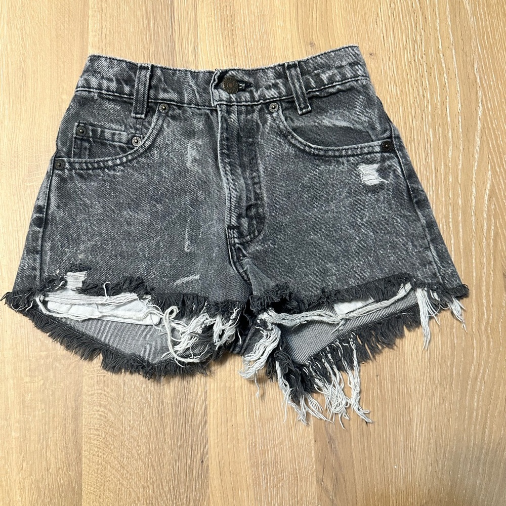 Vintage Levi’s shorts